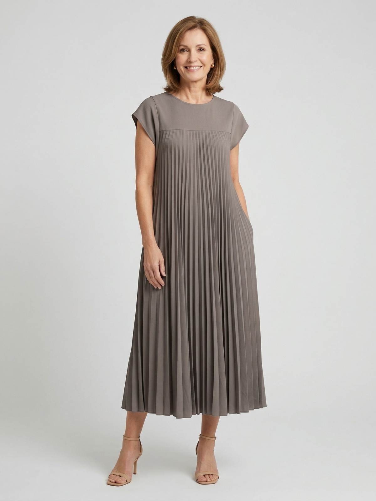 Leah Timeless Comfort Dress