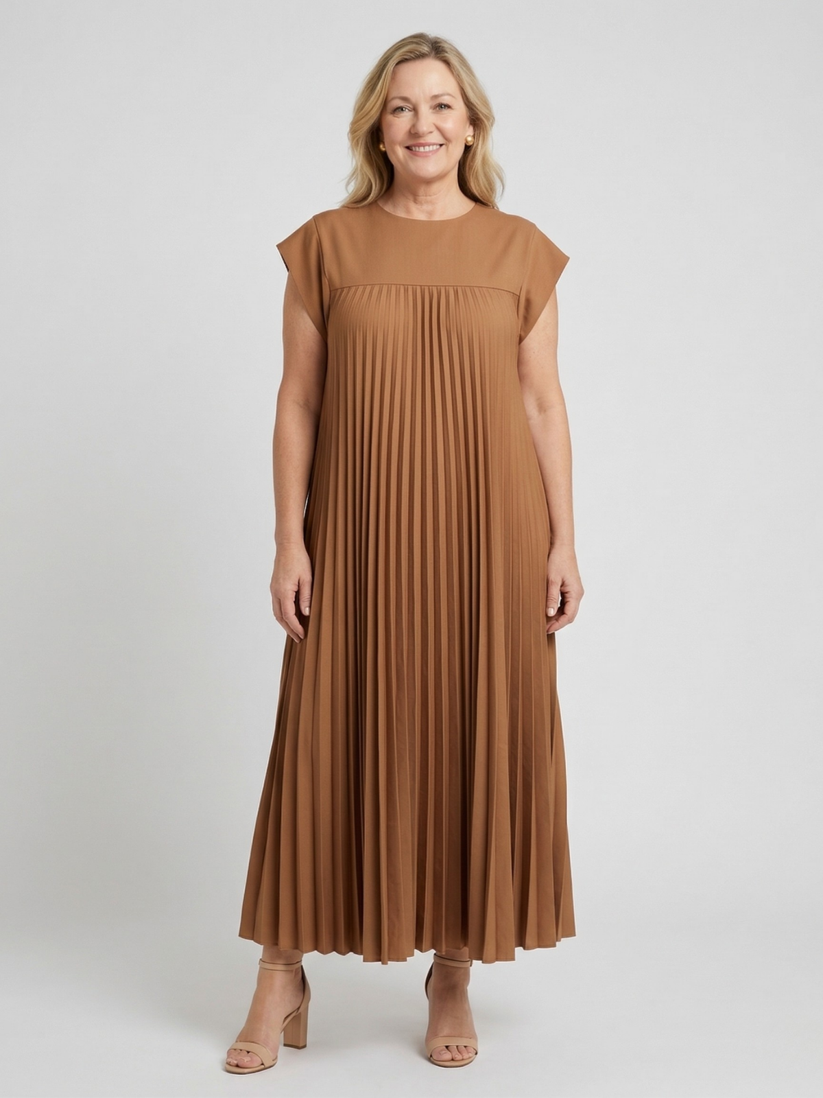 Leah Timeless Comfort Dress
