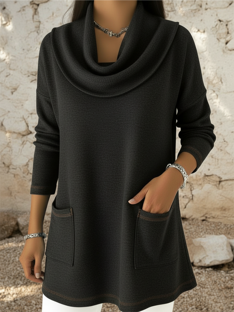 Livia | Turtleneck Sweater with front pockets